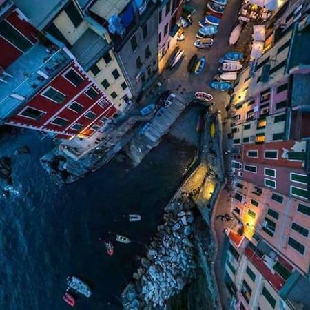 Ca'La Luna - In Centro Con Terrazza リオマッジョーレ エクステリア 写真